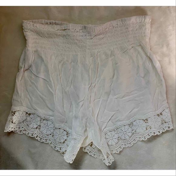 Ardene Flowy Shorts - Picture 2 of 2